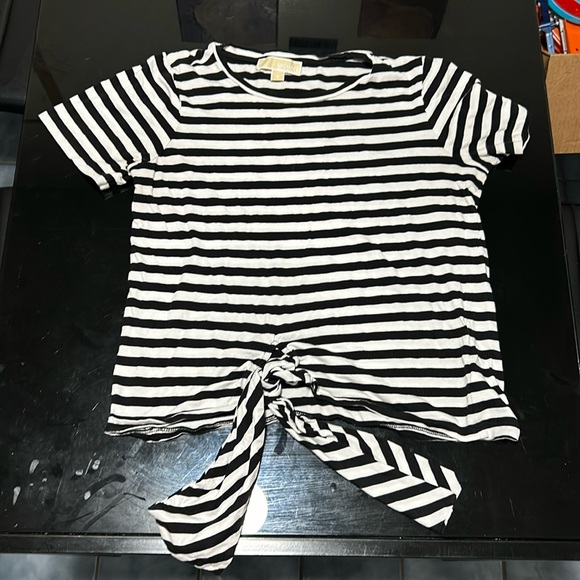 Michael Kors medium tee - Picture 1 of 1